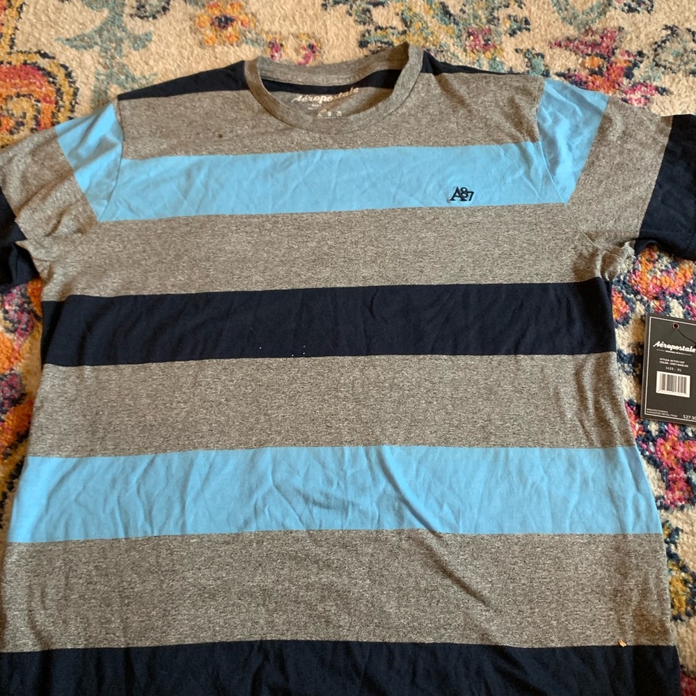 XL short sleeve shirt